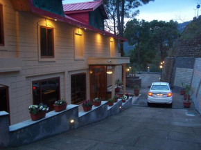Гостиница Forest Ville Hotel & Resort  Касоли